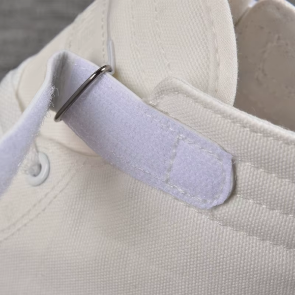 2019 New Arrival Summer Fashion Men Flats Shoes All Black White Red Casual Shoes Mens Canvas Shoes Lace-Up High Top Shoes Wed3